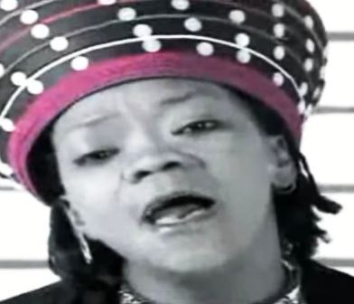 Brenda Fassie - Vulindlela Video Download