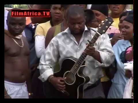 Amabongwa - Esililweni Fakaza Download Mp3