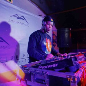 DJ Stoks – Room 8 Mix
