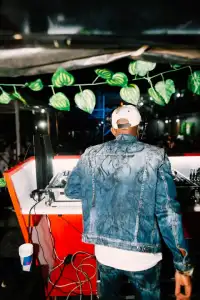 Mdu aka TRP & Kabza De Small – Controlling Those Bars Ft. DJ Maphorisa